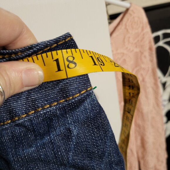 NWOT MENS ARIAT CAT 2 RELAXED BOOT CUT JEANS SZ 36/32 - Picture 7 of 8